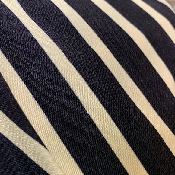 SHEIN size 2XL Black and white stripe V-neck blouse - Picture 9 of 10